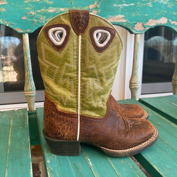 ariat raptor